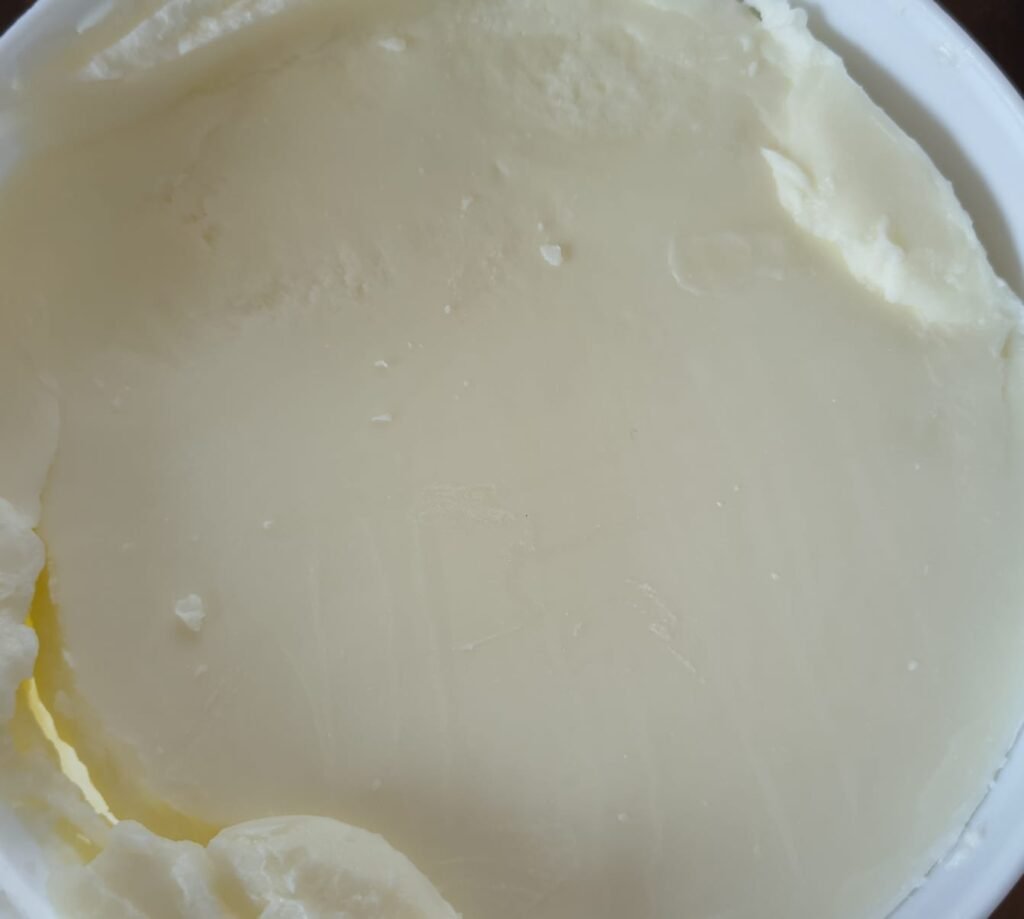 Cold press raw Cocoa Butter | زبدة الكاكاو الطبيعية الخام